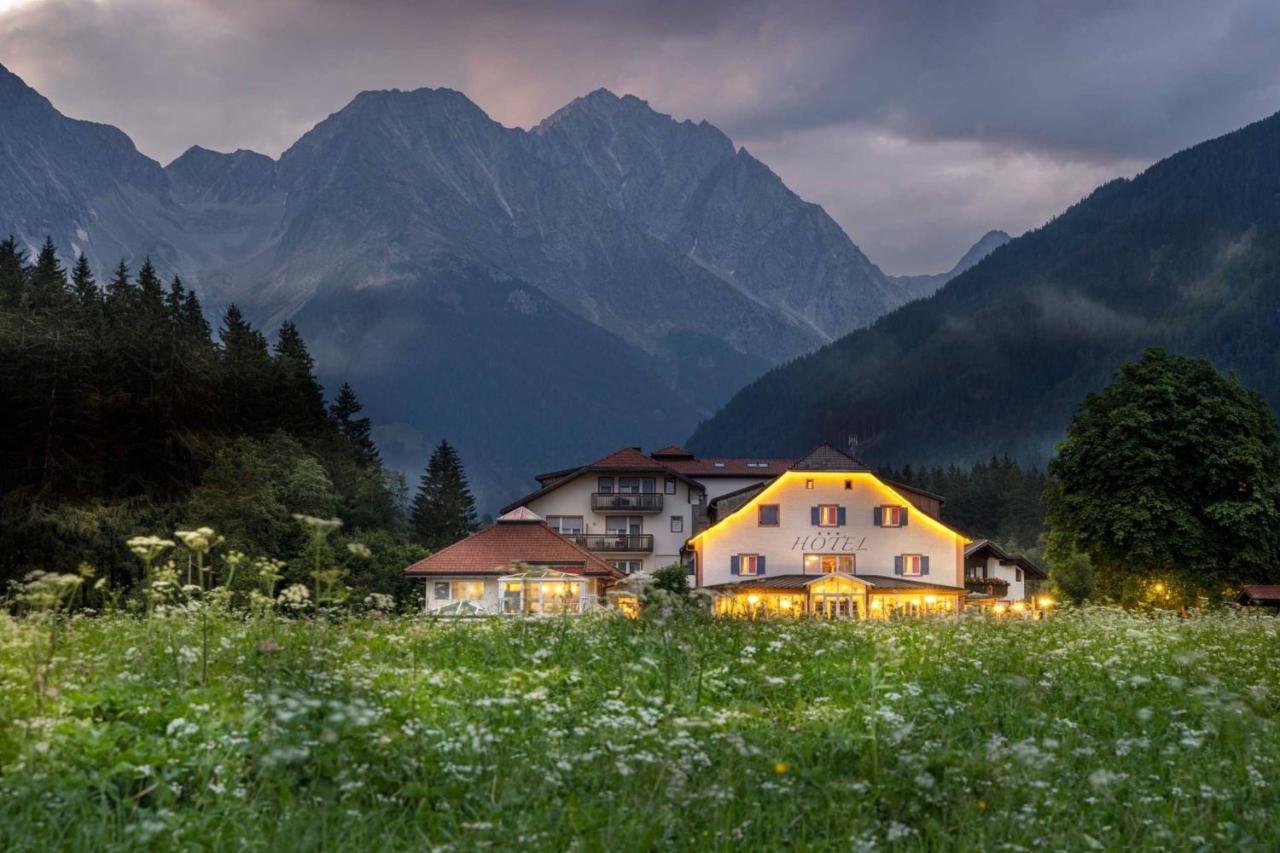 أنتيرسيلفا دي ميزو Hotel Bad Salomonsbrunn المظهر الخارجي الصورة